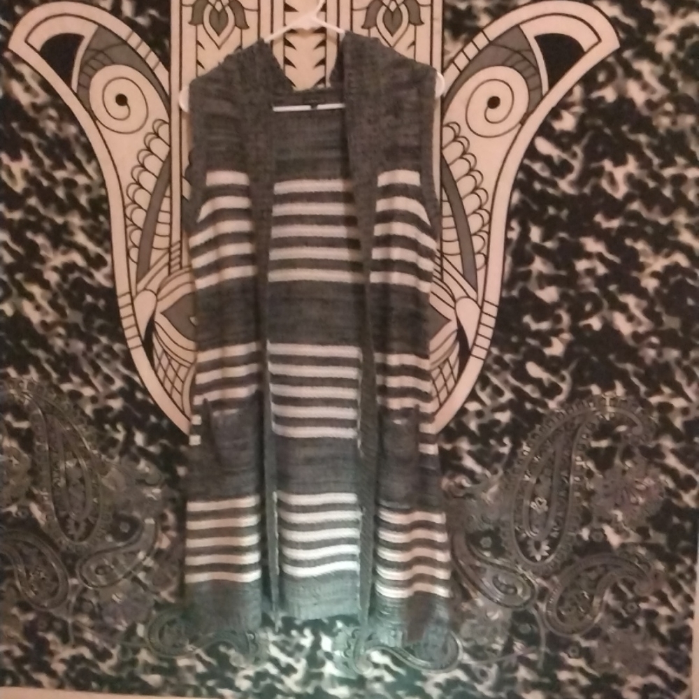 Women's Hannah hooded sleeveless sweater/hoodie